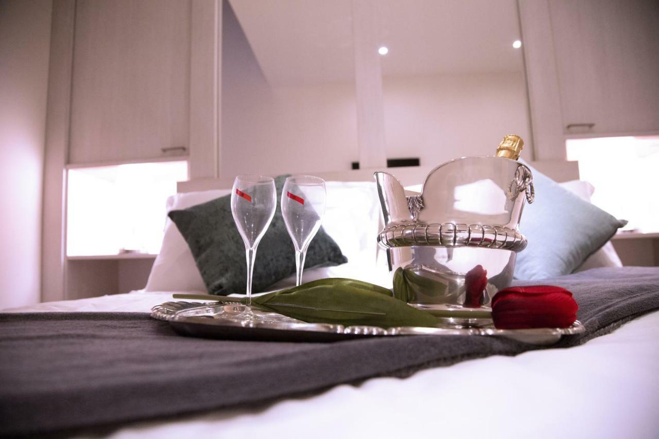 H-Aviva Giubbonari Apartment روما المظهر الخارجي الصورة